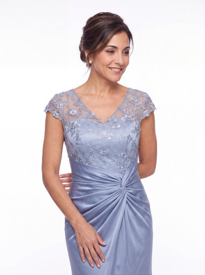 V Neck Lace Cap Sleeve Ruched Satin Slit Maxi Gown - Detail View 1